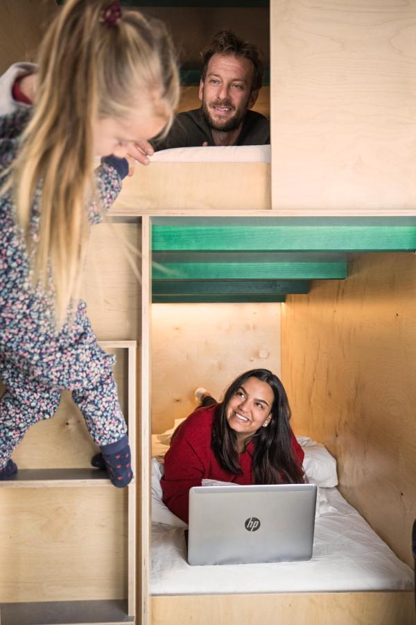 Marmot Capsule Albergue Zurique
